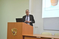 Лекция проректора РАНХиГС в МГРИ
