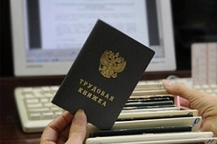 Владимир Путин подписал закон о праве студентов-очников из-за рубежа подрабатывать в России