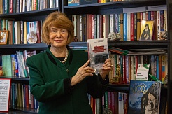 Поздравляем профессора МГРИ Елену Зевелеву с выходом новой книги 
